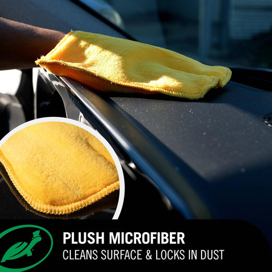 Fresh Clean Dust Magnet mitt infographic advising it cleans surface and locks in dust