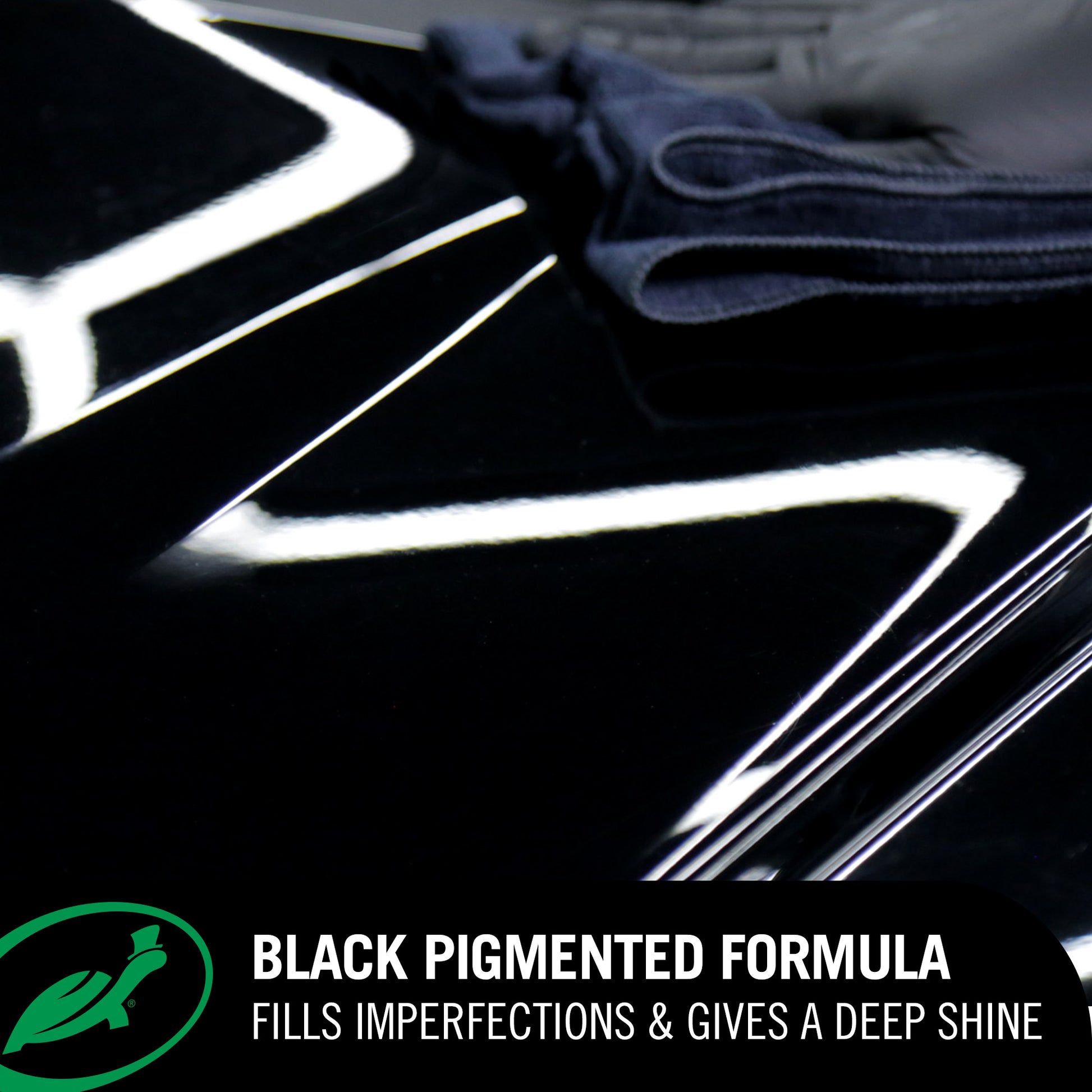 Cleaner windscreen and windows: Anti-stick surface keeps glass cleaner for 3x longer, reducing the frequent wiping