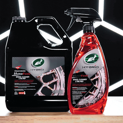 Turtle Wax Hybrid Solutions wheel cleaner and tyre prep shown as a spray and concentrate. Car detailing for cleaning wheels and prepping tyres.