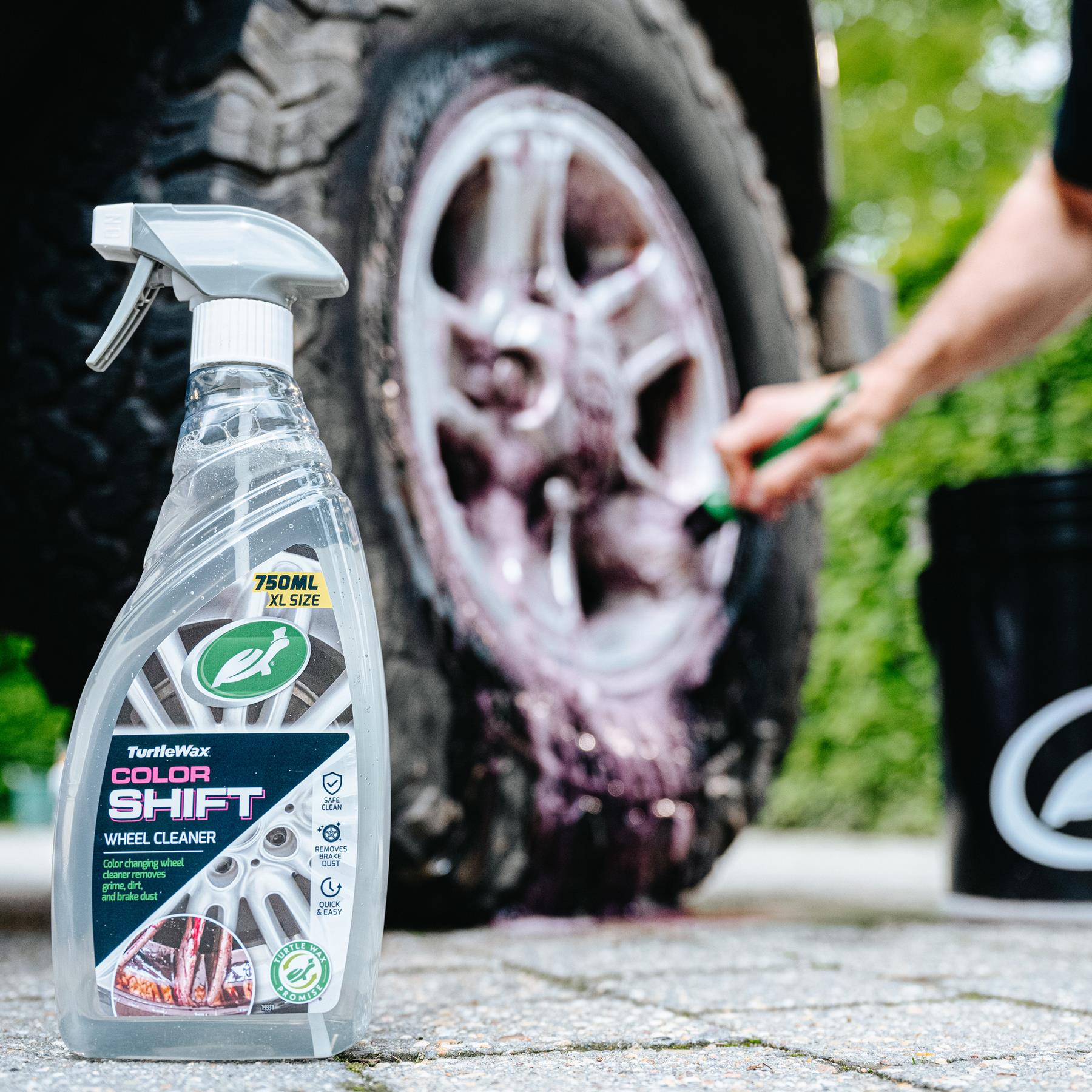 Turtle Wax Color Shift: See car alloy wheels being cleaned with a brush. The liquid shifts to a purple colour. XL size bottle.