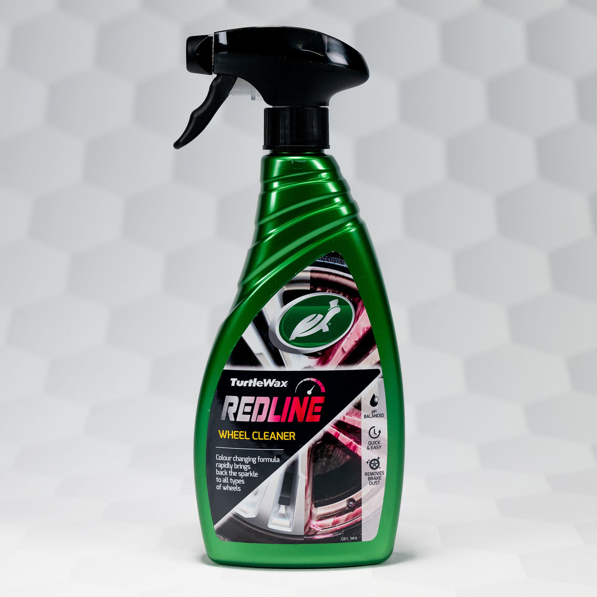 Turtle Wax Redline wheel cleaner in green bottle with black spray nozzle. Removes brake dust with pH balanced formula.
