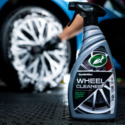 Turtle Wax Wheel Cleaner, 500ml bottle with trigger spray. For use on car wheels to remove dirt and brake dust.
