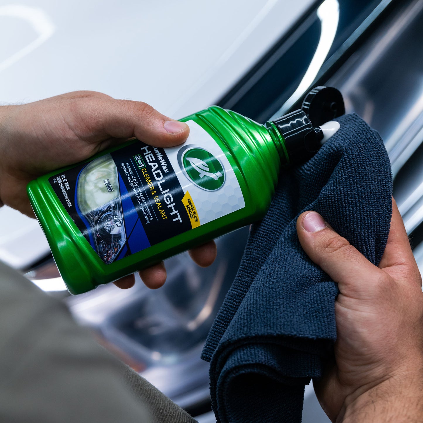 Turtle Wax Headlight Restorer brightens cloudy car headlights, removing yellowing. The 2-in-1 cleaner and sealant helps restore clarity.